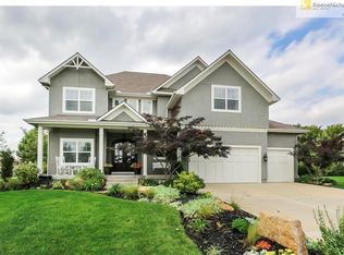 20840 W 81st Pl, Lenexa, KS 66220