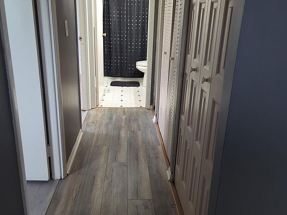 2nd image of 205 Barcliffe Ln