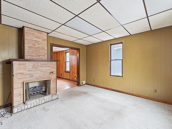5th image of 2322 Aldrich Ave N