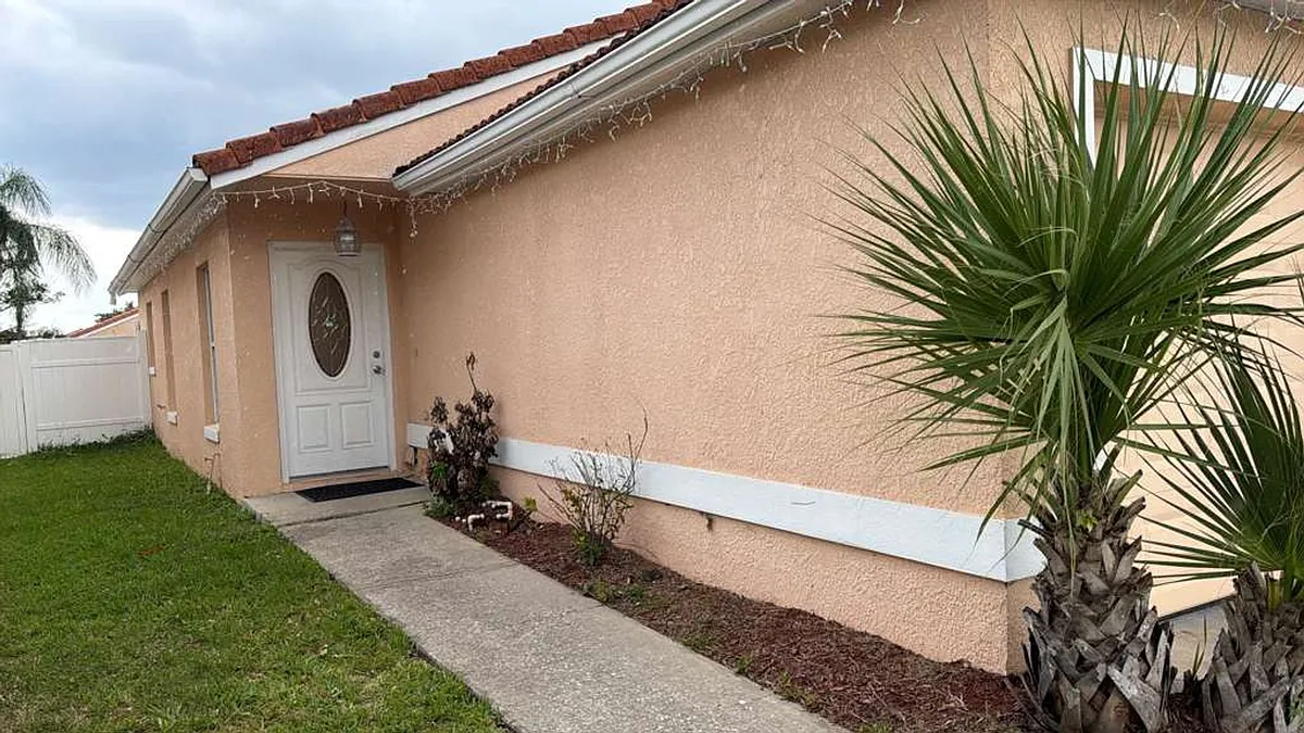 Building Photo - 2338 Cordova Ct