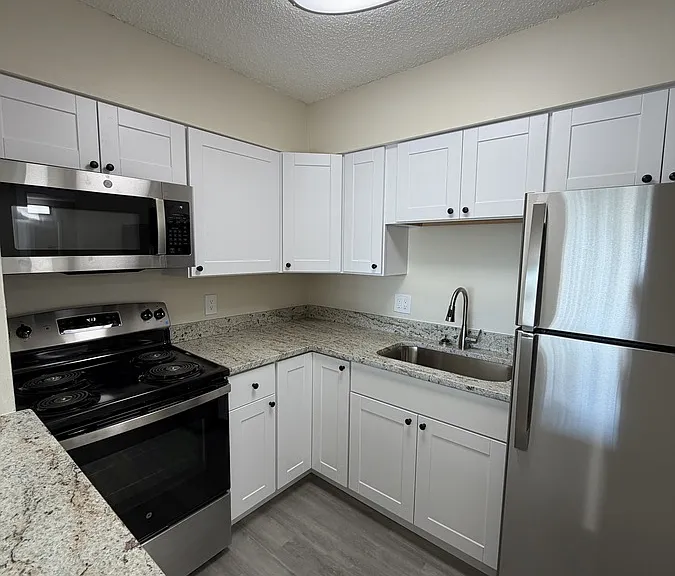 5290 70th Ave N, Pinellas Park, FL 33781 — Photo 3