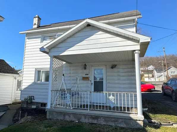 308 Glenwood St, Mayfield, PA 18433
