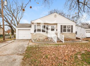 1143 Charbonier Rd, Florissant, MO 63031