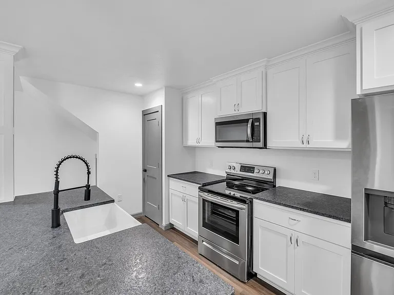 1228 Colcord Ave #A — Photo 8