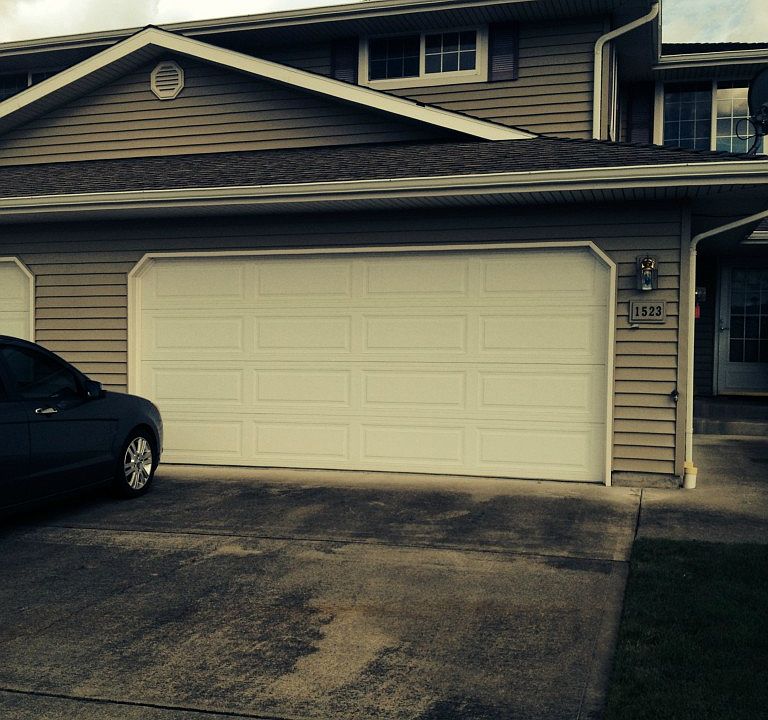 1st image of 1523 102nd St E