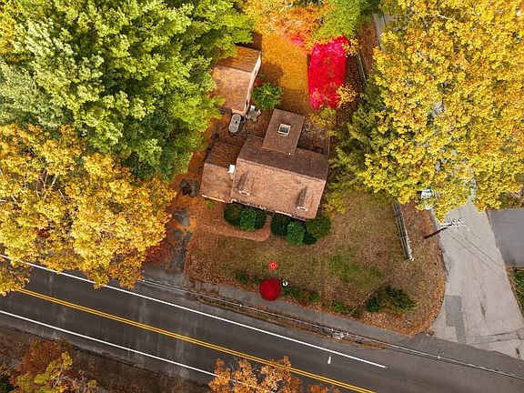 5th image of 287 High Rock St