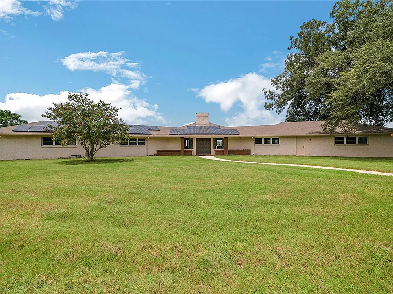 520 Double Eagle Ranch Dr — Photo 3