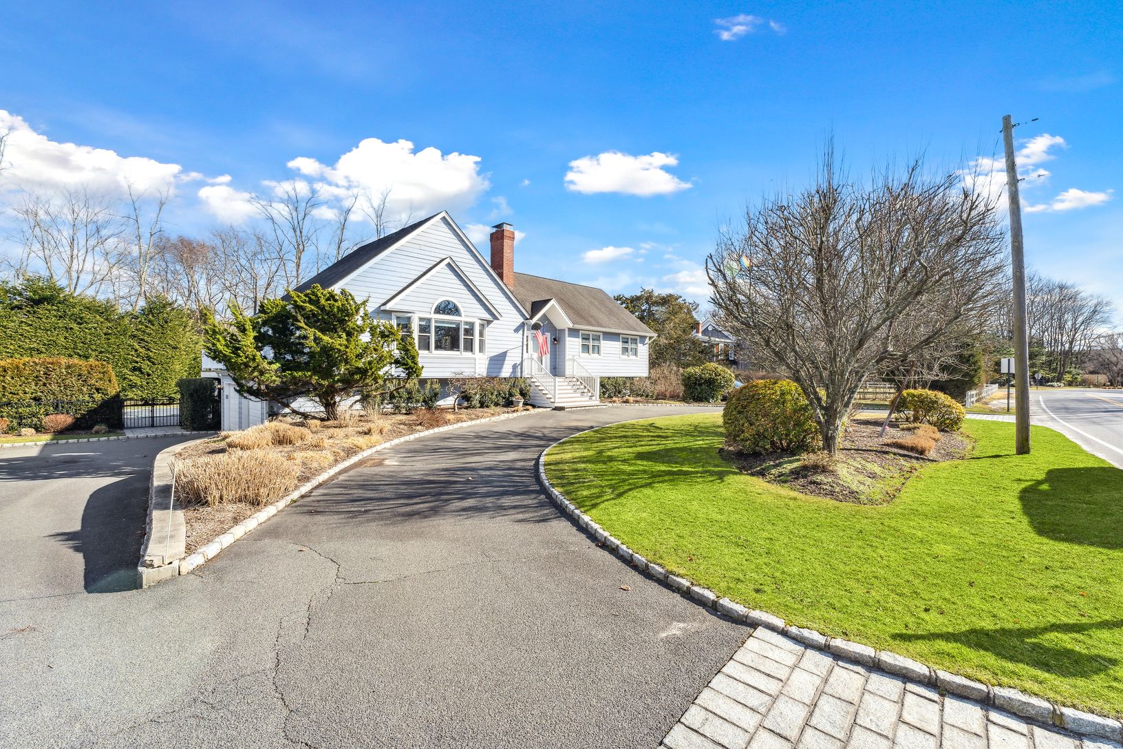  64 Tanners Neck Drive