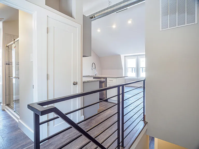 207 Ford St #2 — Photo 11