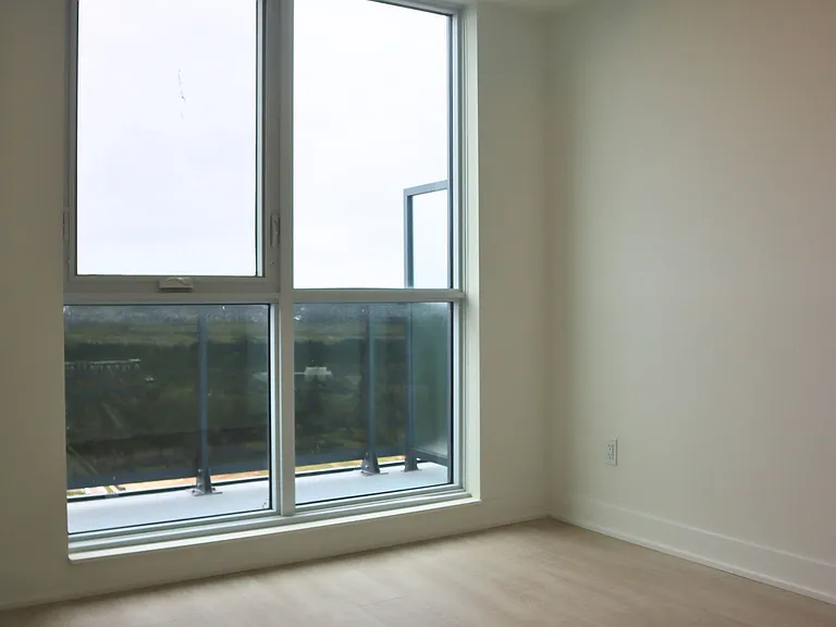 2545 Simcoe St N #Penthouse 21 — Photo 8