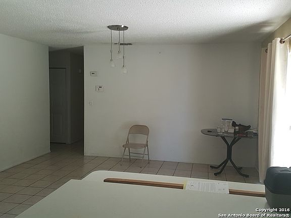 3rd image of 4867 Castle Rose Dr