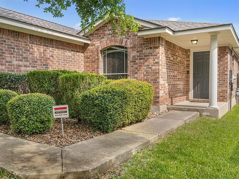 14504 Mowsbury Dr — Photo 21