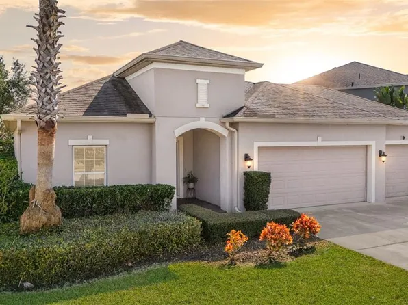 1102 White Water Bay Dr, Groveland, FL 34736