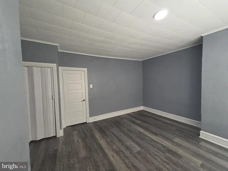 302 W Louden St — Photo 24