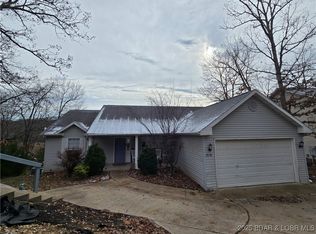 316 Albany Dr, Lake Ozark, MO 65049