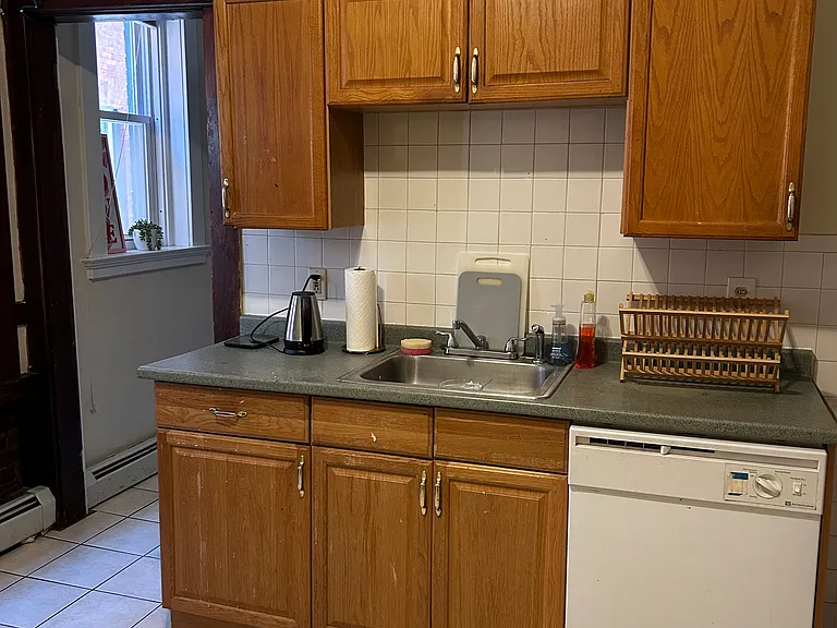 69 Lake Pl #1 — Photo 2