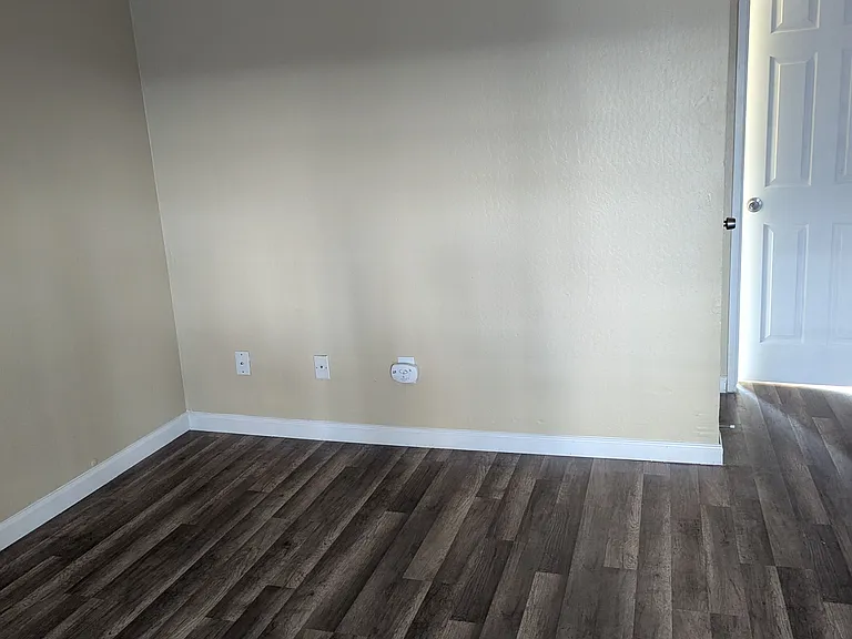 1484 Lewis St #4 — Photo 7
