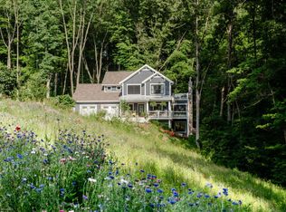 11058 Lake Shore Dr, Berrien Springs, MI 49103