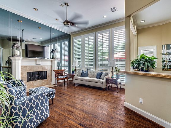 4th image of 18107 Hollow Oak Ct