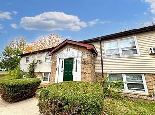 15858 W Marie Ave #1D, Lincolnshire, IL 60069