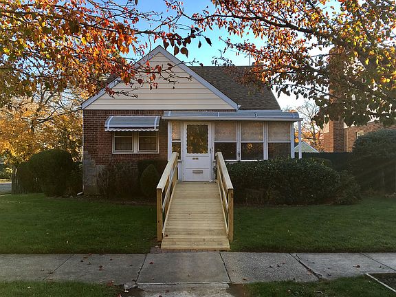 2nd image of 8203 Commonwealth Blvd