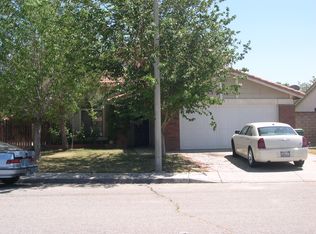 4640 Elwood Ave, Palmdale, CA 93552