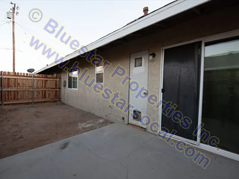 20705 Thunderbird Rd — Photo 3