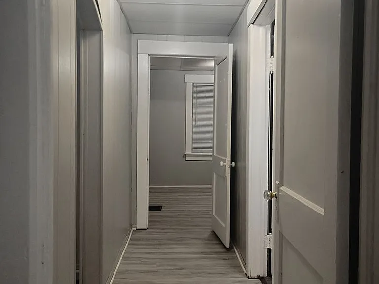 2401 S Mulberry St — Photo 9