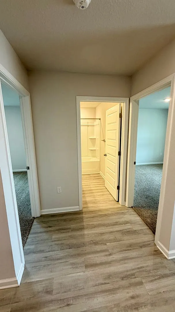 250 Boggy Creek Way — Photo 3