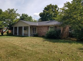 216 Pocahontas Trl, Georgetown, KY 40324