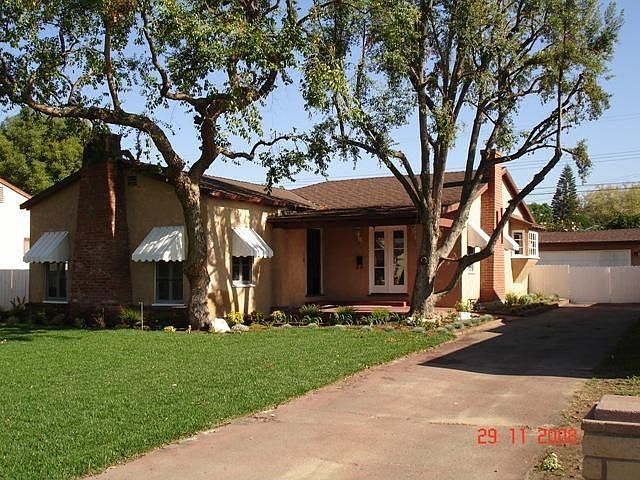 1st image of 4832 N Vecino Dr