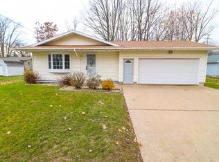 1004 E Blodgett St, Marshfield, WI 54449