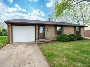 6030 Shull Rd, Dayton, OH 45424