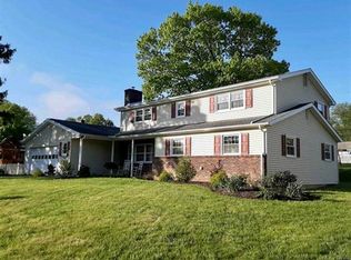 808 N 3rd St, Emmaus, PA 18049