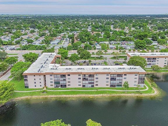 4th image of 6095 N Sabal Palm Boulevard #212