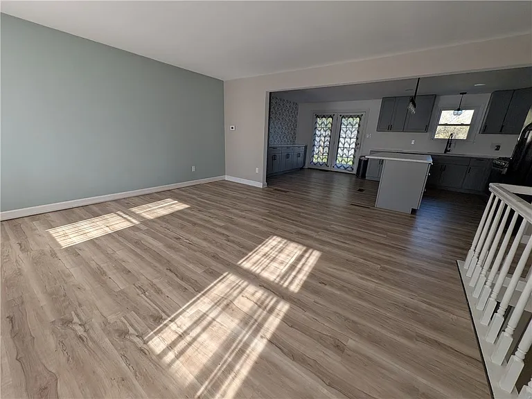 104 Teton Dr — Photo 5