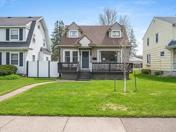 2612 Hughitt Ave, Superior, WI 54880