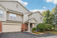 2223 Rockefeller Dr-S0210-001.jpg
