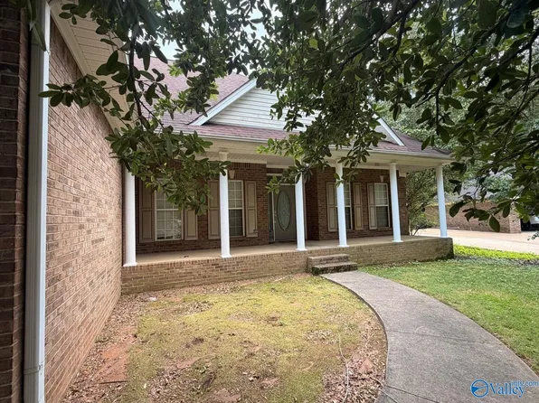 120 Skyhawk Dr, Harvest, AL 35749