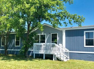 423 Latham Ln, Rhome, TX 76078