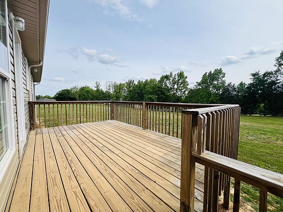 3rd image of 4861 Little Dry Creek Rd