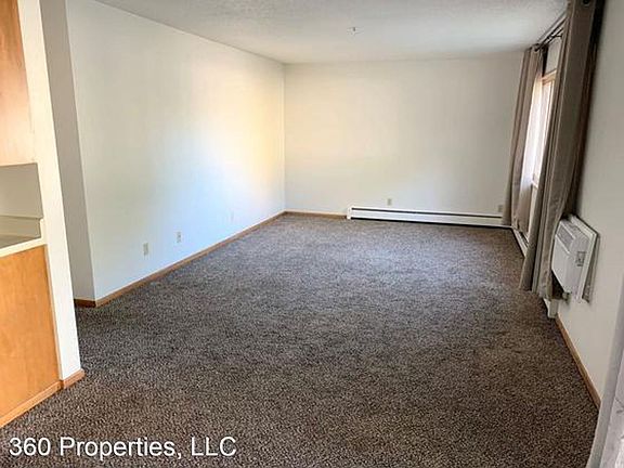 3rd image of 212 6th St S #11044940