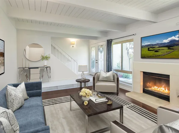 1541 Eucalyptus Cir, Thousand Oaks, CA 91360