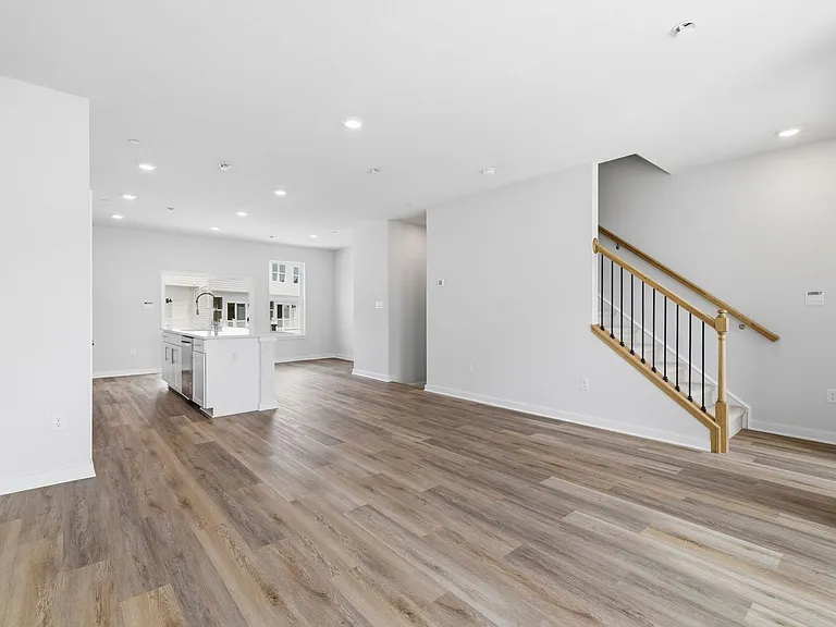 520 Cooper St — Photo 4