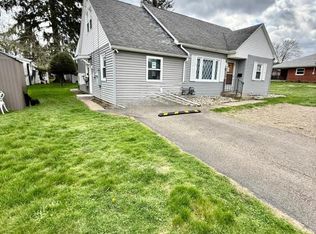 16 Averill St #9, Warren, PA 16365