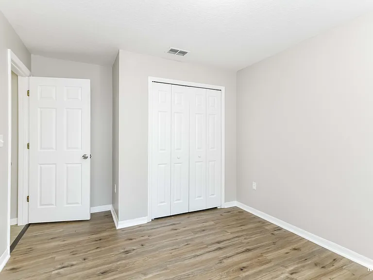840 High Pointe Cir — Photo 10