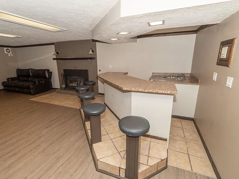12144 Pennyroyal Ln — Photo 28