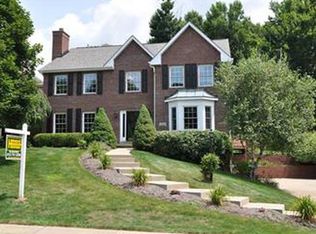 433 Settlers Village Cir, Cranberry Township, PA 16066