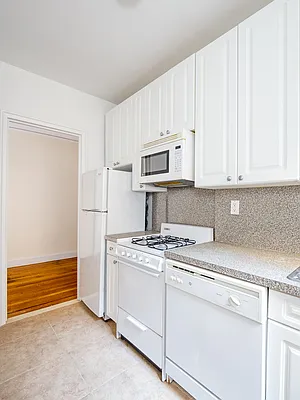 Rented by City Connections Realty | media 13