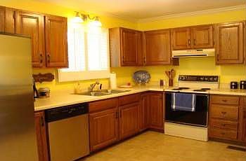 4th image of 5038 Lake Forest Dr